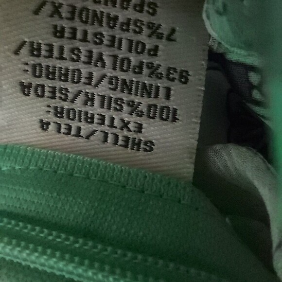 ECI Green Silk Tank Top Size 10 Sleeveless Blouse Flowy V-Neck - Picture 4 of 12